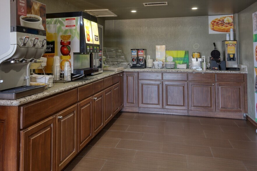 More Photos Of 1804 E Sarah Dewitt Dr, Gonzales Hotel For Sale