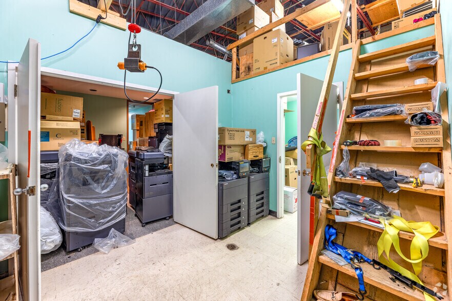 More Photos Of 215 Carlingview Dr, Toronto Light Distribution For Lease