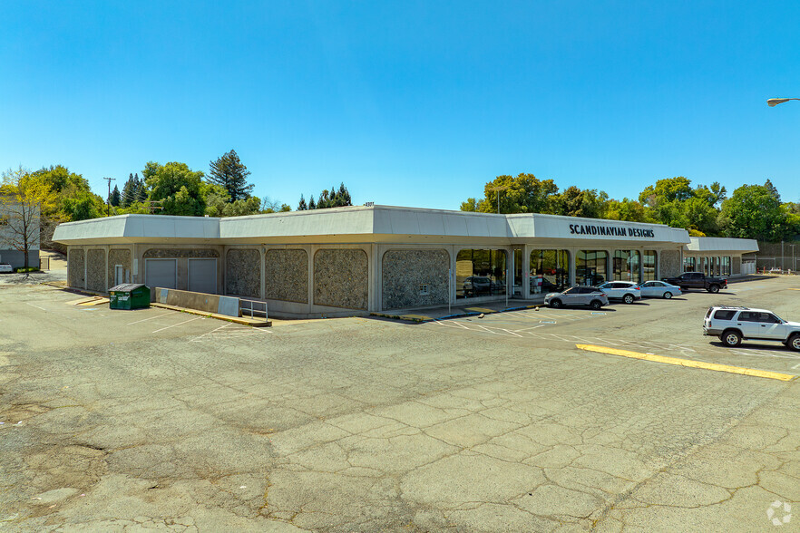 Primary Photo Of 4301 Sunrise Blvd, Fair Oaks General Retail For Sale