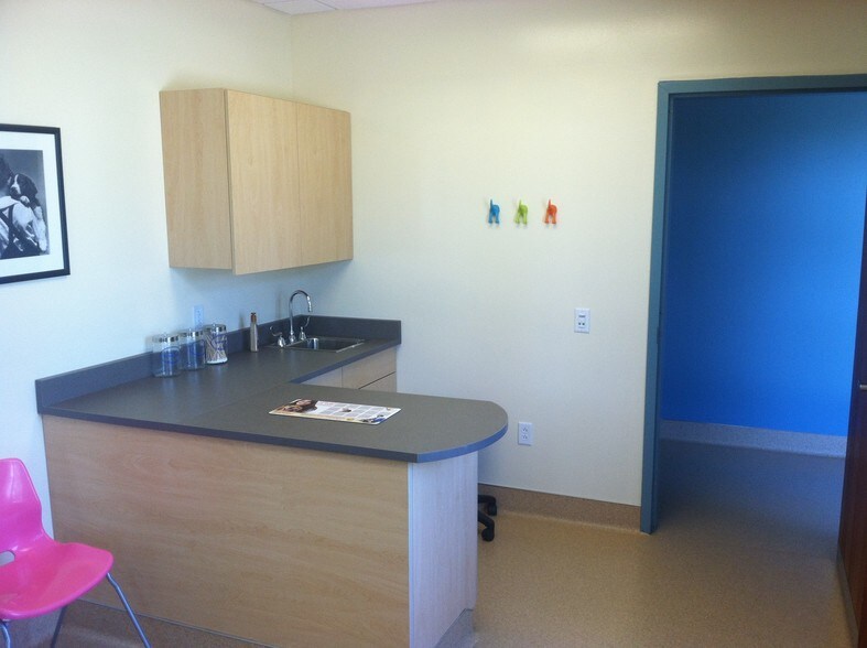 More Photos Of 7206 Gooding Blvd, Delaware Medical For Sale