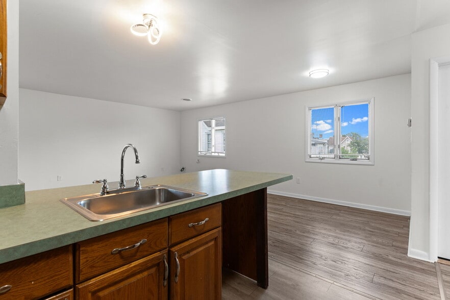 More Photos Of 3069 River Rd, Camden Storefront Retail Office For Sale