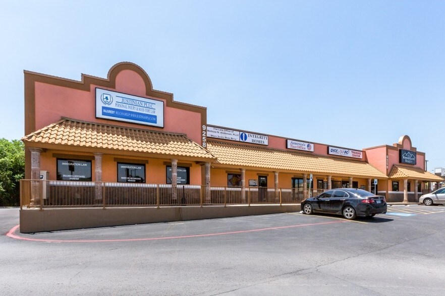 More Photos Of 9258 Culebra Rd, San Antonio Office For Lease