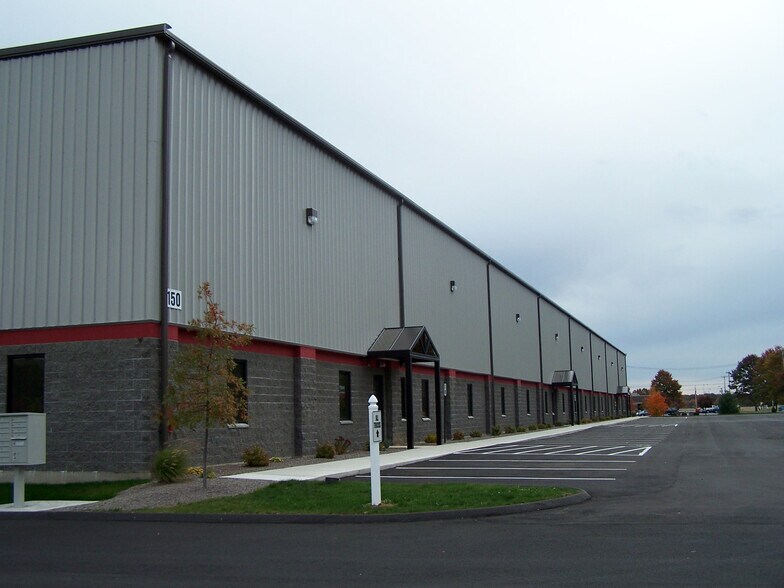 More Photos Of 140 Padgette St, Chicopee Warehouse For Lease