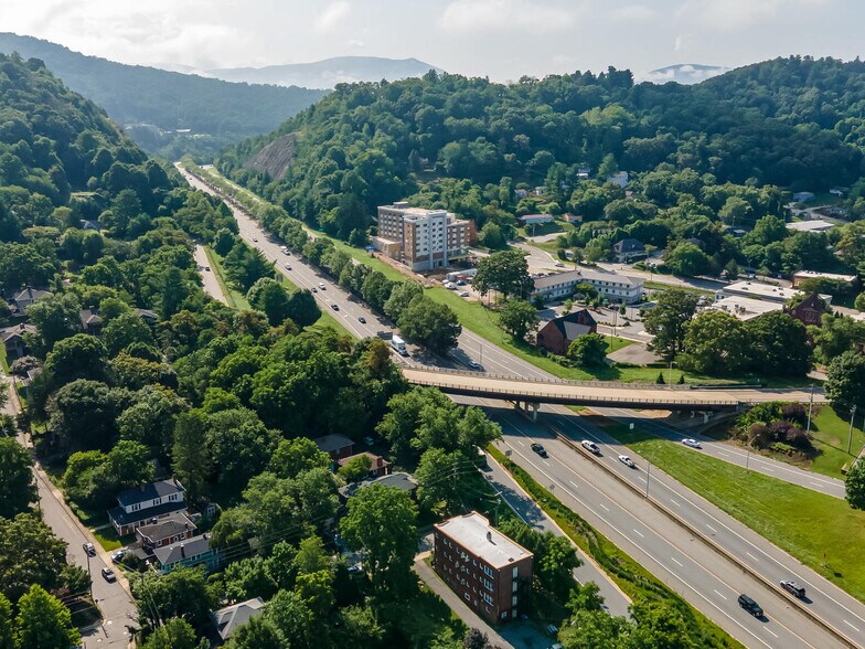 More Photos Of 42 Furman Ave, Asheville Apartments For Sale