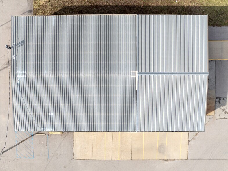 More Photos Of 3702 Hy Point Blvd, Rolla Industrial For Sale