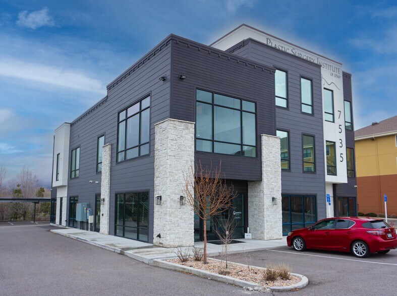 More Photos Of 7535 S Union Park Ave, Midvale Medical For Lease