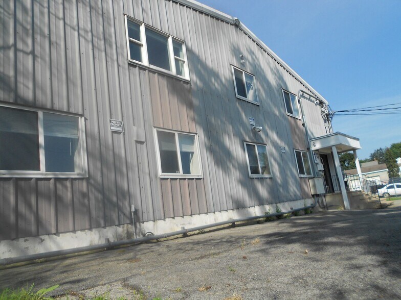 More Photos Of 1 Chips Ln, Fishkill Light Manufacturing For Lease