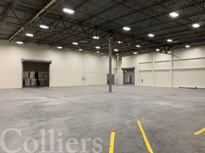 More Photos Of 11193 W Emerald St, Boise Distribution For Lease