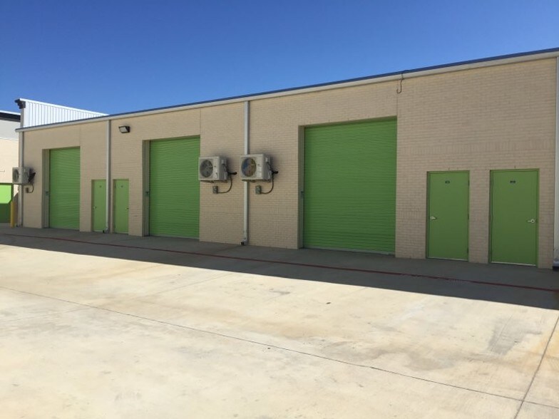 More Photos Of 3831 FM 2181, Corinth Flex For Lease