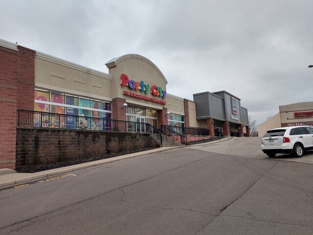 More Photos Of , Cincinnati General Retail For Sale