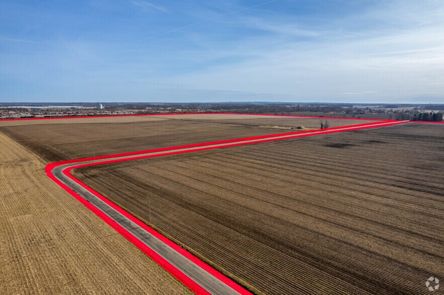 More Photos Of Rickenbacker South, Lockbourne Land For Sale