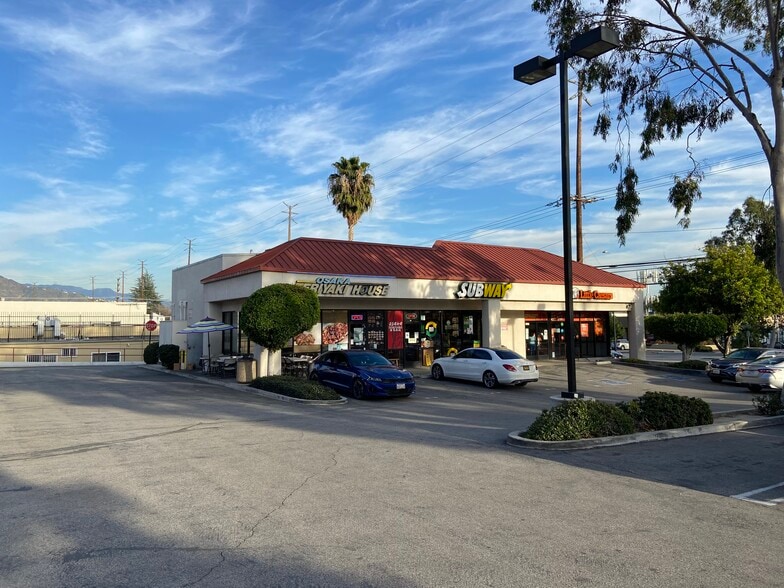 More Photos Of 1011 W Alameda Ave, Burbank Loft Creative Space For Sale