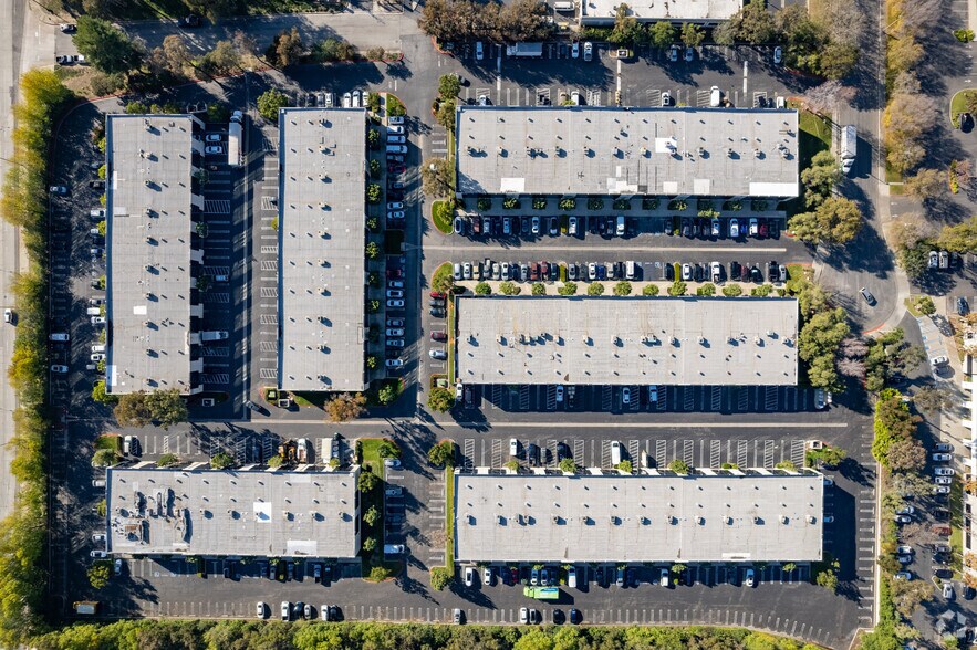 More Photos Of 2550 E Corporate Pl, Monterey Park Flex For Lease