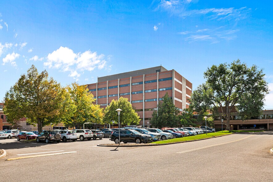 More Photos Of 950 E Harvard Ave, Denver Medical For Lease