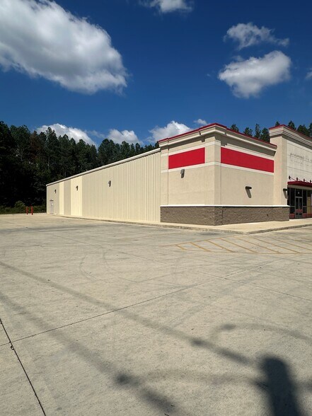 More Photos Of 60 Mike Parra Rd, Columbus Freestanding For Sale