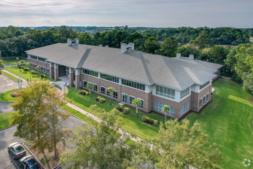 More Photos Of 146 Fairchild St, Charleston Office For Lease