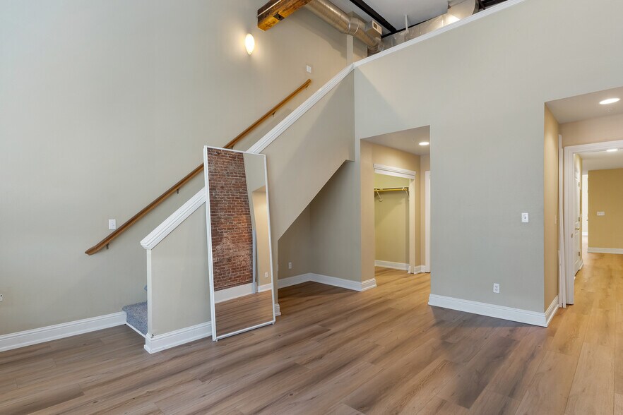 More Photos Of 145 Liberty St NE, Salem Apartments For Sale