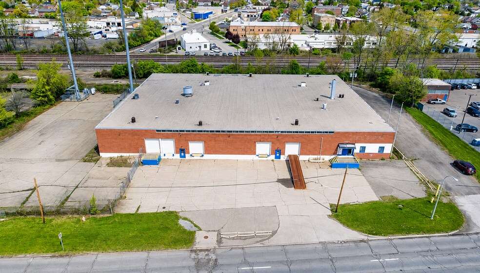 Primary Photo Of 13500 Rotunda Dr, Dearborn Warehouse For Lease