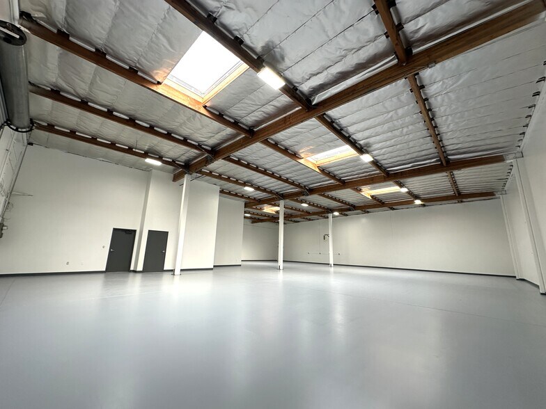 More Photos Of 4010 N Palm St, Fullerton Unknown For Lease