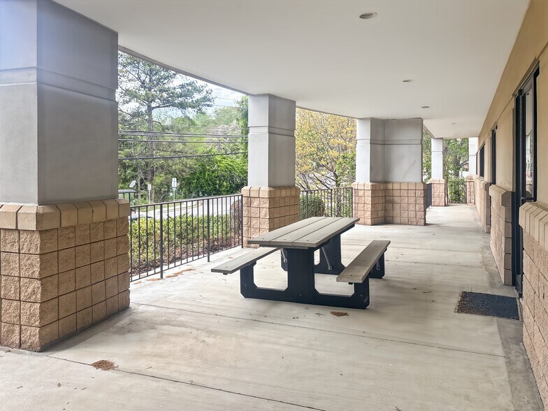 More Photos Of 517 S Greensboro St, Carrboro Coworking Space