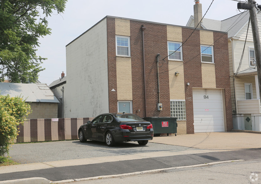 Primary Photo Of 94 Ackerson St, Hackensack Manufacturing For Lease