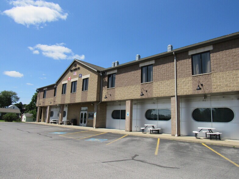 More Photos Of 150 W Dubois Ave, Dubois General Retail For Lease
