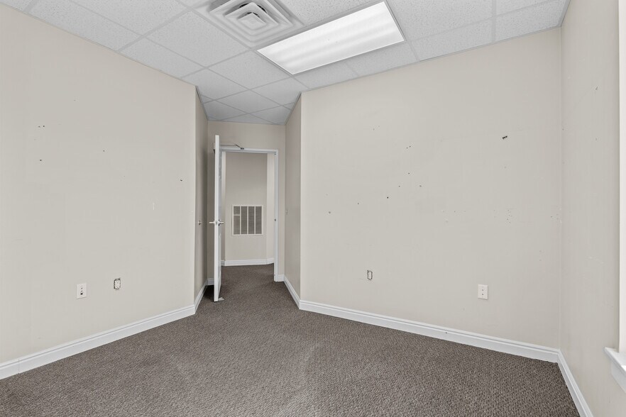 More Photos Of 411-423 N Orem Blvd, Orem Medical For Lease