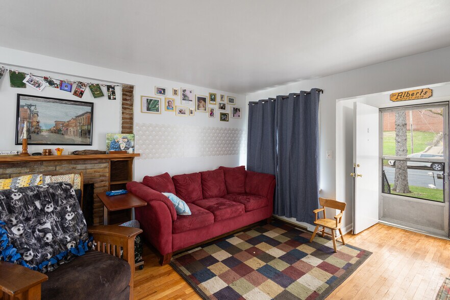 More Photos Of 218 N 26th St, Kalamazoo Apartments For Sale