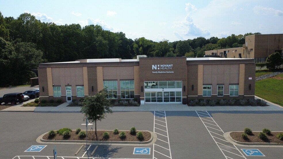 Primary Photo Of 885 Summit Crossing Pl, Gastonia Office For Sale