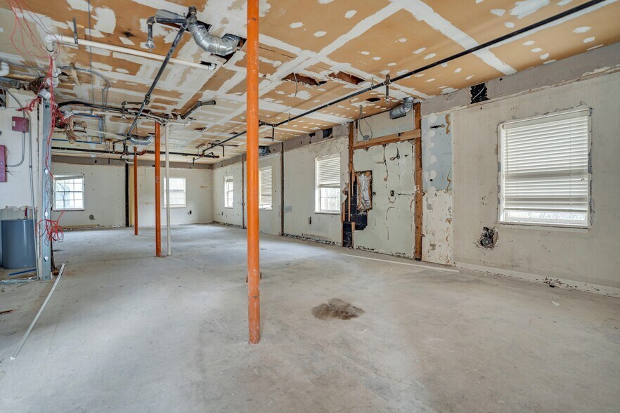 More Photos Of 230 Sherman Ave, Glen Ridge Medical For Lease