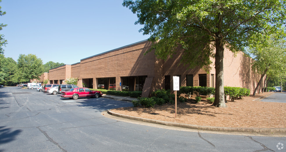 Primary Photo Of 2197 Canton Rd, Marietta Warehouse For Lease