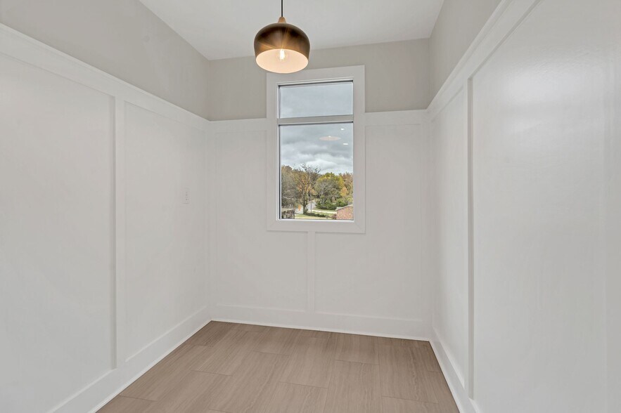 More Photos Of 709 Hart Ln, Nashville Office For Lease