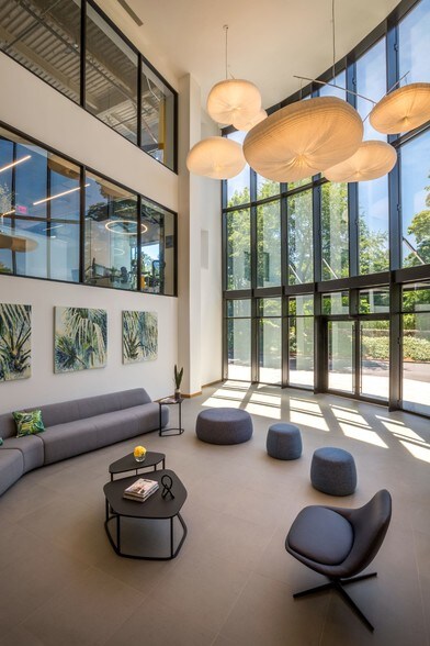 More Photos Of 320 Boston Post Rd, Darien Office For Lease