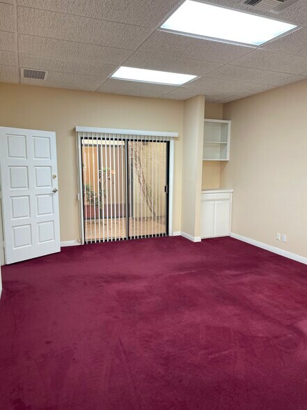 More Photos Of 71650 Sahara Rd, Rancho Mirage Office For Lease