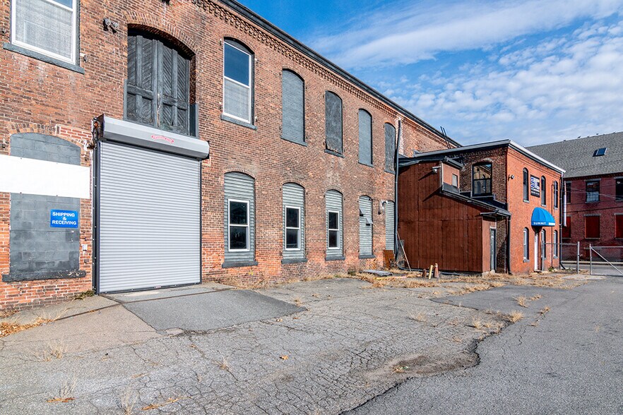 More Photos Of 248 Pine St, Pawtucket Warehouse For Sale