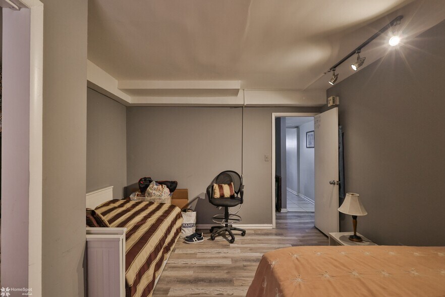 More Photos Of 902 W Wilkes Barre St, Easton Apartments For Sale