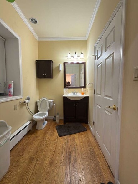 More Photos Of 250 E Cleveland Ave, Norwood Light Distribution For Sale