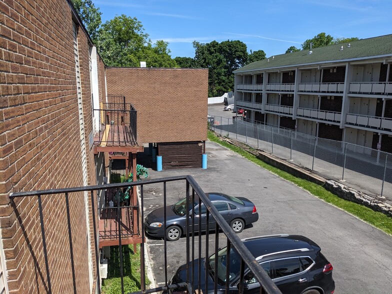 More Photos Of 1019 James St, Syracuse Apartments For Sale