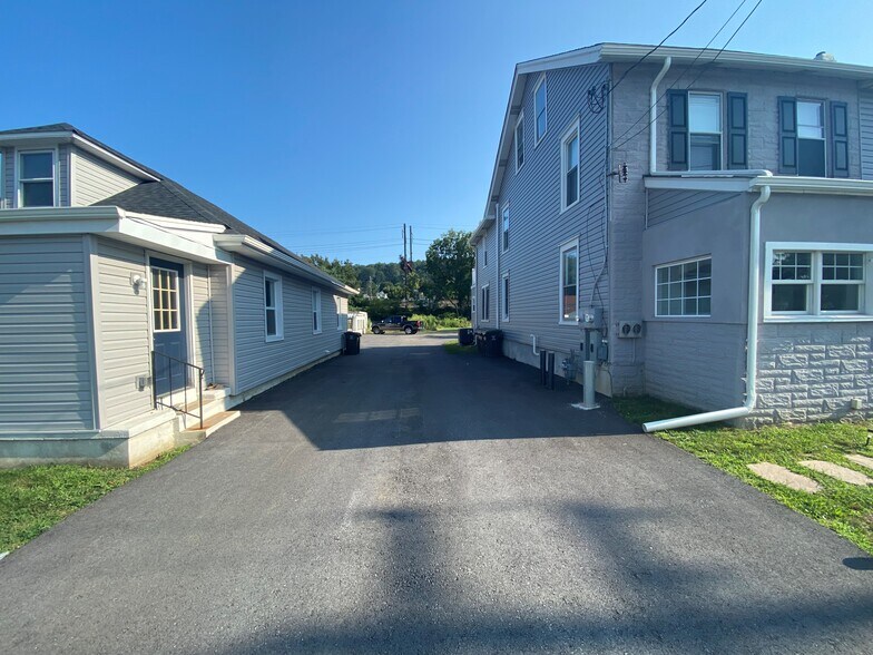 More Photos Of ,  Unknown For Sale