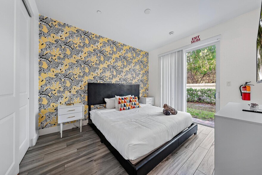 More Photos Of 3770 County Line Rd, Tequesta Apartments For Sale