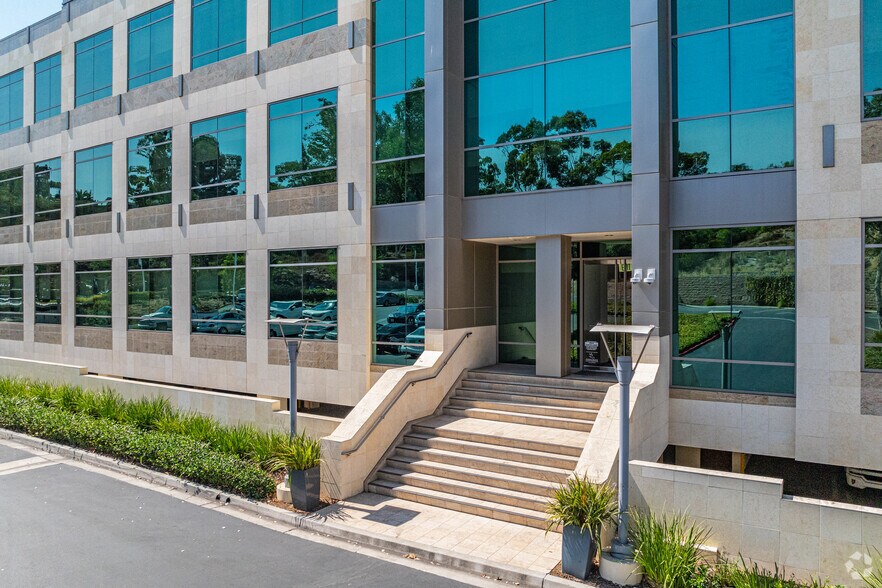 More Photos Of 500 La Terraza Blvd, Escondido Coworking Space