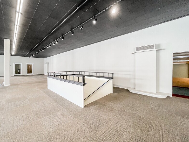 More Photos Of 2090 Court Ave, Baker City Freestanding For Lease