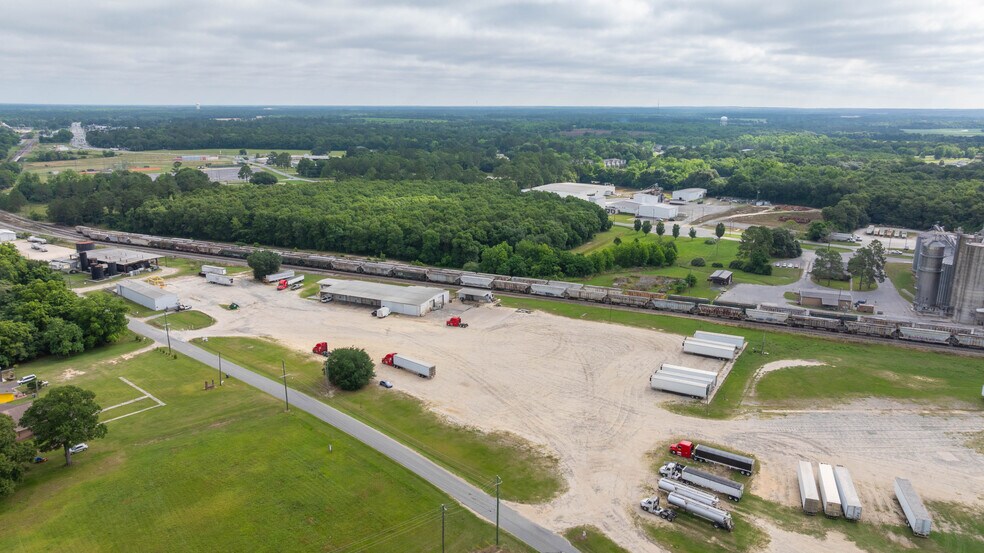More Photos Of 565 Thomas St, Camilla Industrial For Sale
