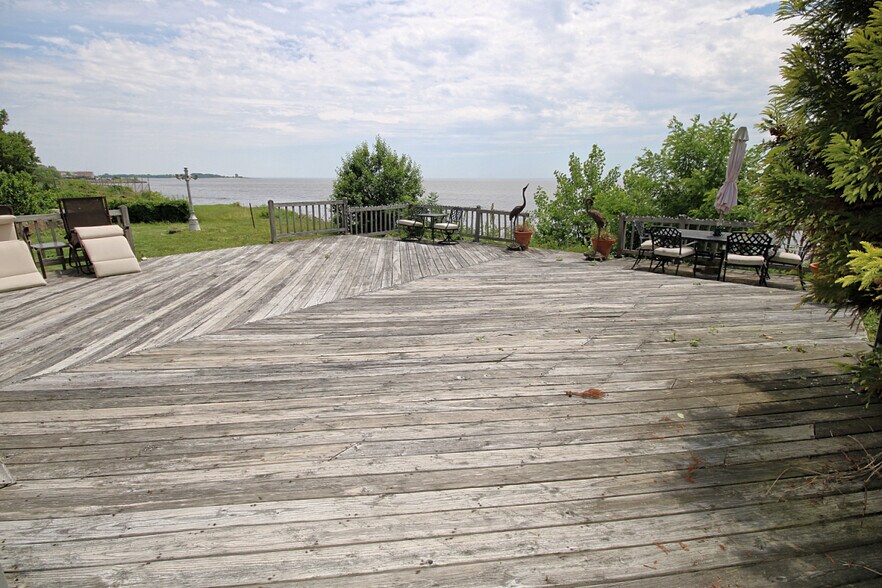More Photos Of 161 Boardwalk Ave, Staten Island Multifamily For Sale