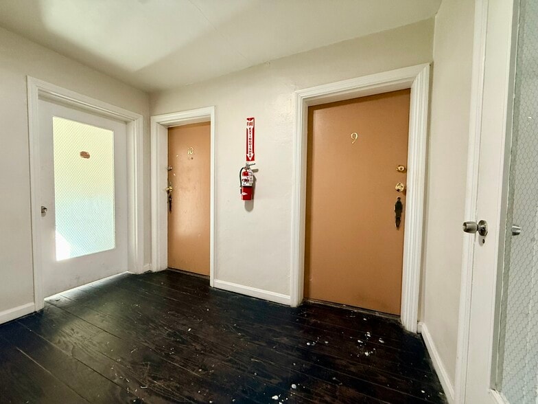 More Photos Of 2334 Kemper Ln, Cincinnati Apartments For Sale