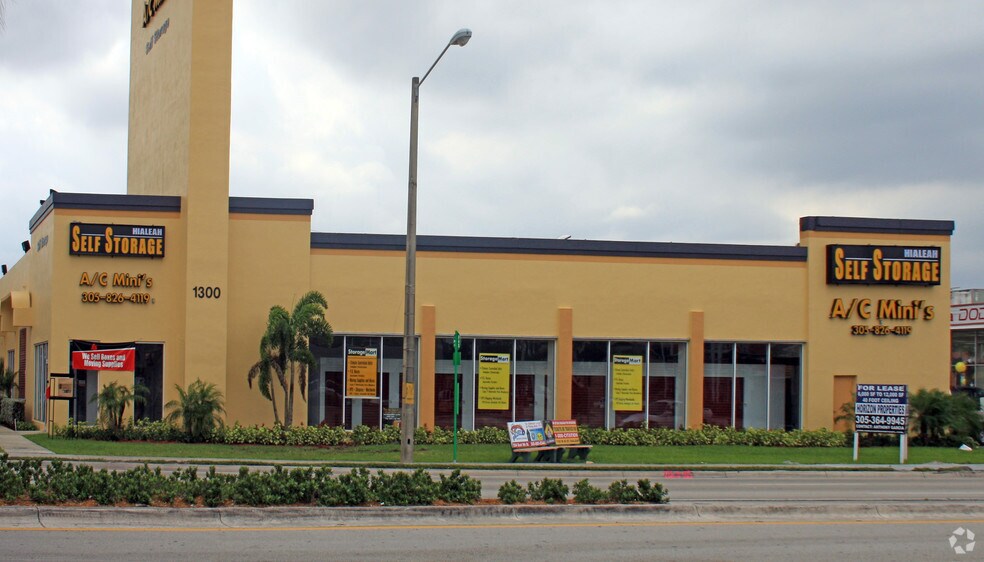 More Photos Of 1300 W 49th St, Hialeah Self Storage For Lease