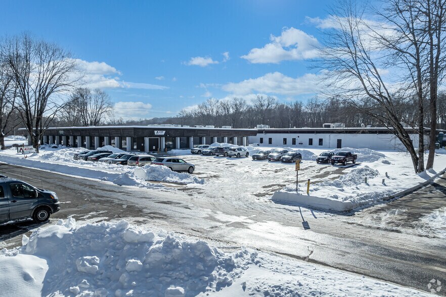 More Photos Of 150 Knotter Dr, Cheshire Manufacturing For Sale