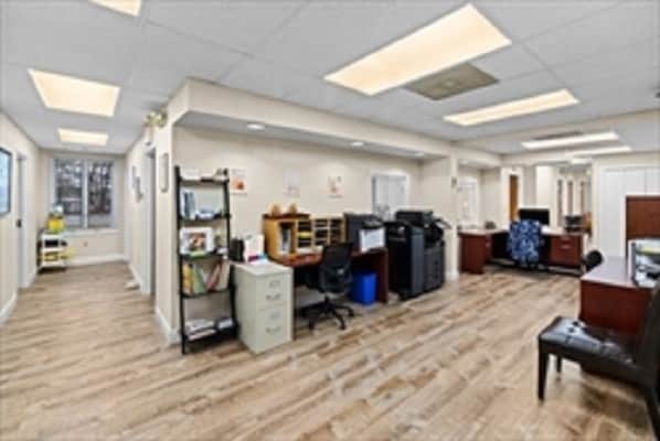 More Photos Of 88 Faunce Corner Rd, Dartmouth Office For Sale