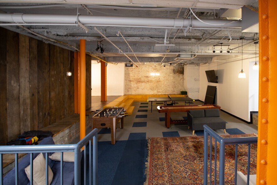 More Photos Of 11-15 Clinton St, Newark Apartments For Lease