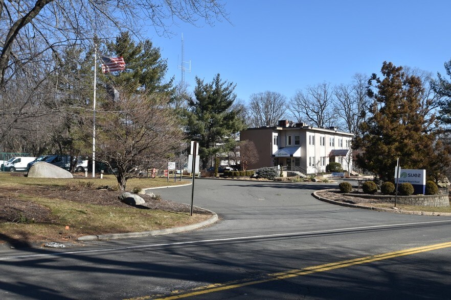 330360 W Nyack Rd, West Nyack, NY 10994 Flex For Sale